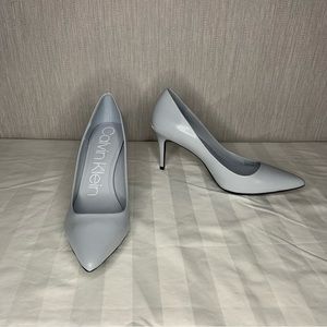 Calvin Klein Gayle Stiletto Pointed Toe 3.5" Heel | Blue Grey | Like New | Sz 9